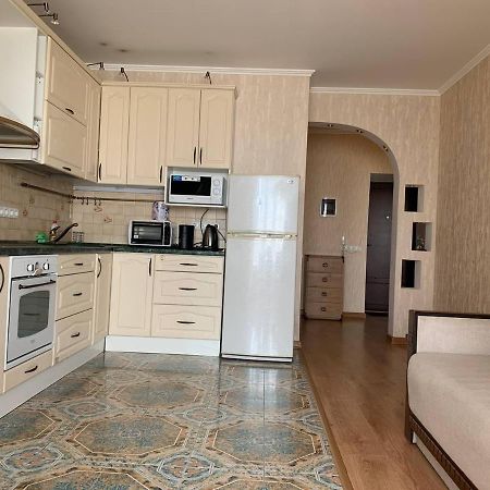 Apartments Staroportofrankovskaya & Pastera Street オデッサ エクステリア 写真