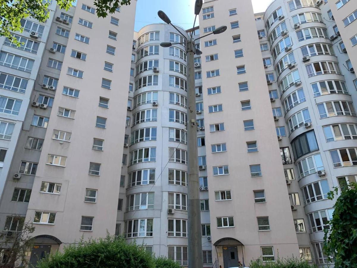 Apartments Staroportofrankovskaya & Pastera Street オデッサ エクステリア 写真